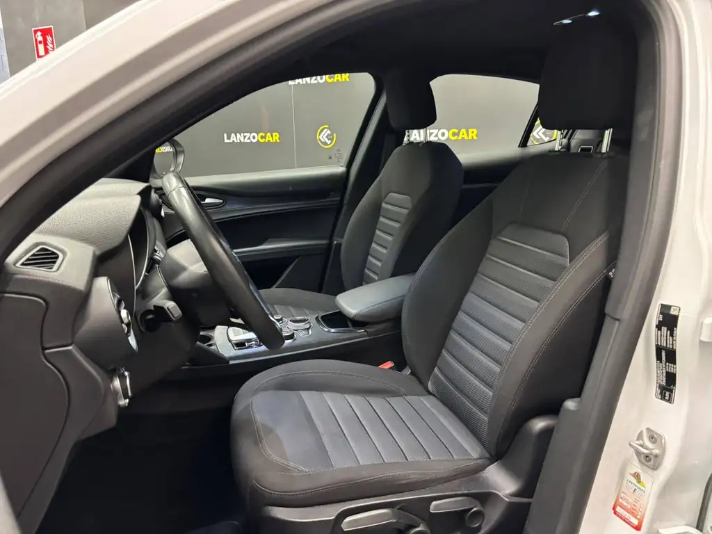 Alfa Romeo Stelvio | foto 10