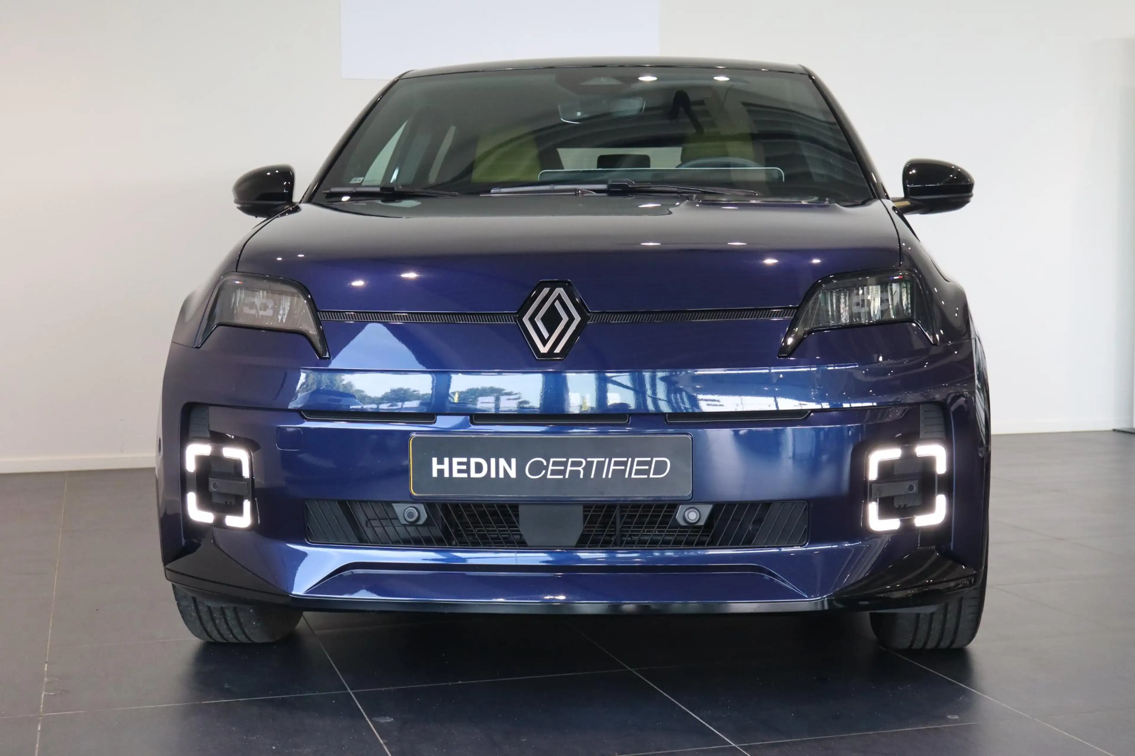 Renault R 5 comfort range iconic cinq 52 kWh — photo 7