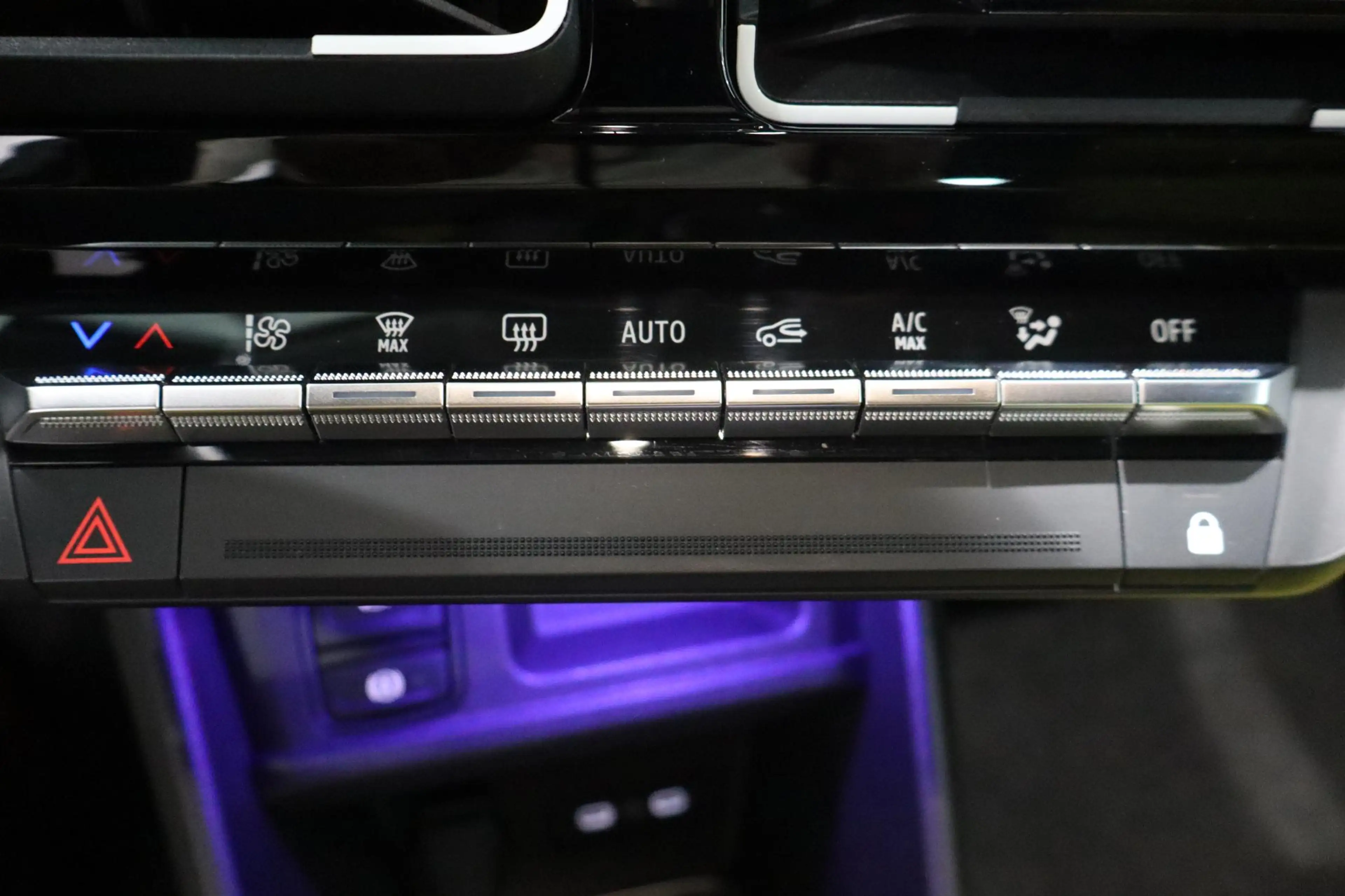 Renault R 5 comfort range iconic cinq 52 kWh — photo 13