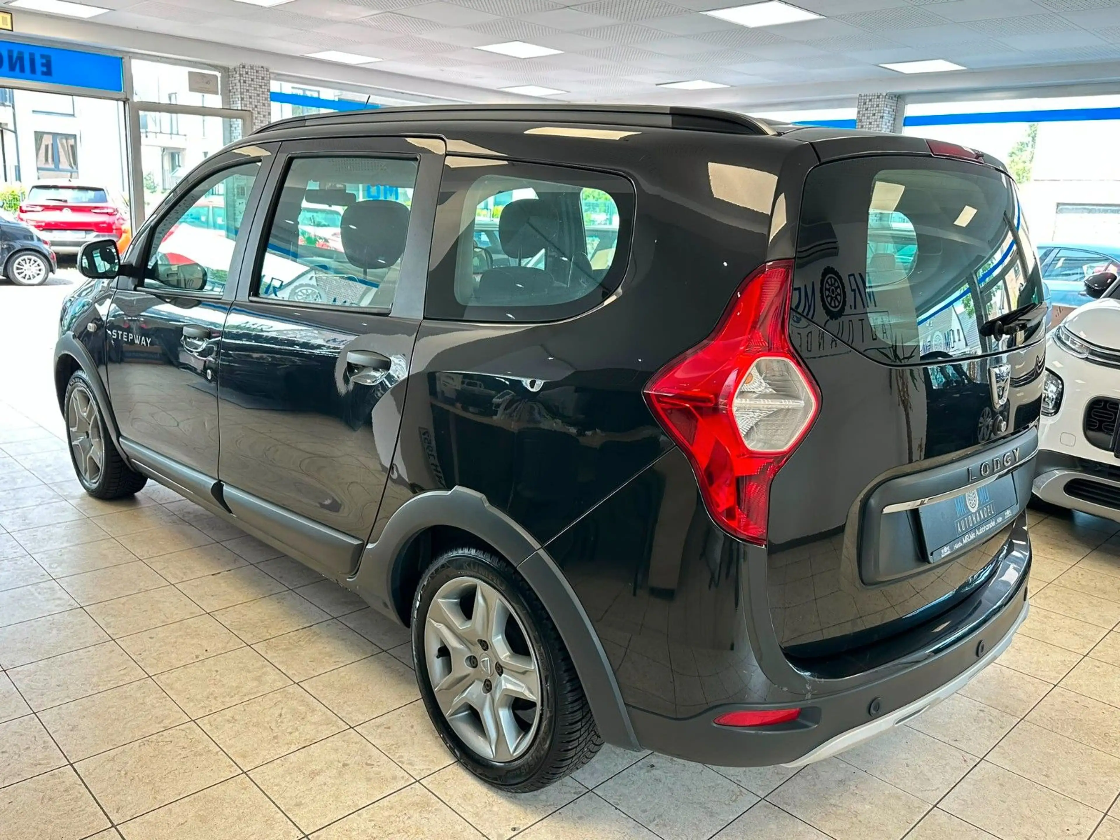 Dacia Lodgy Stepway°Klima°PDC°Navi°1.Hand — photo 4