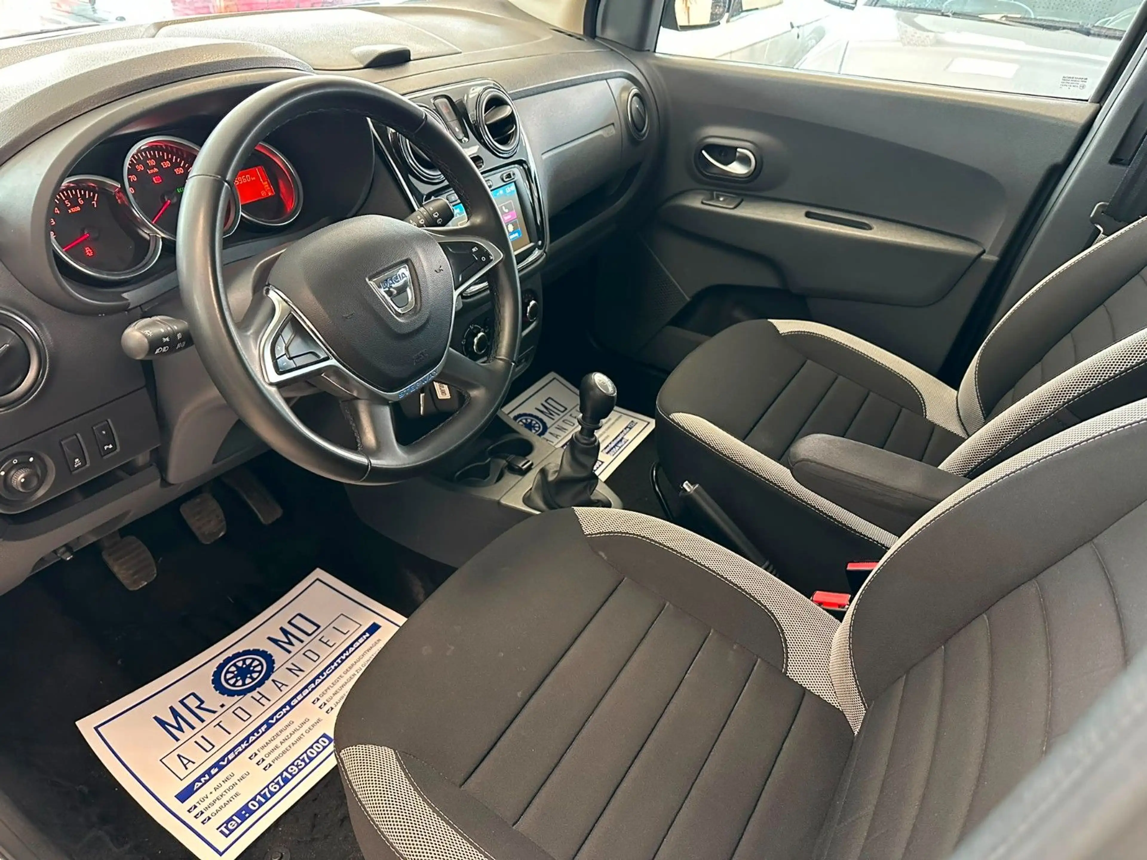 Dacia Lodgy Stepway°Klima°PDC°Navi°1.Hand — photo 11