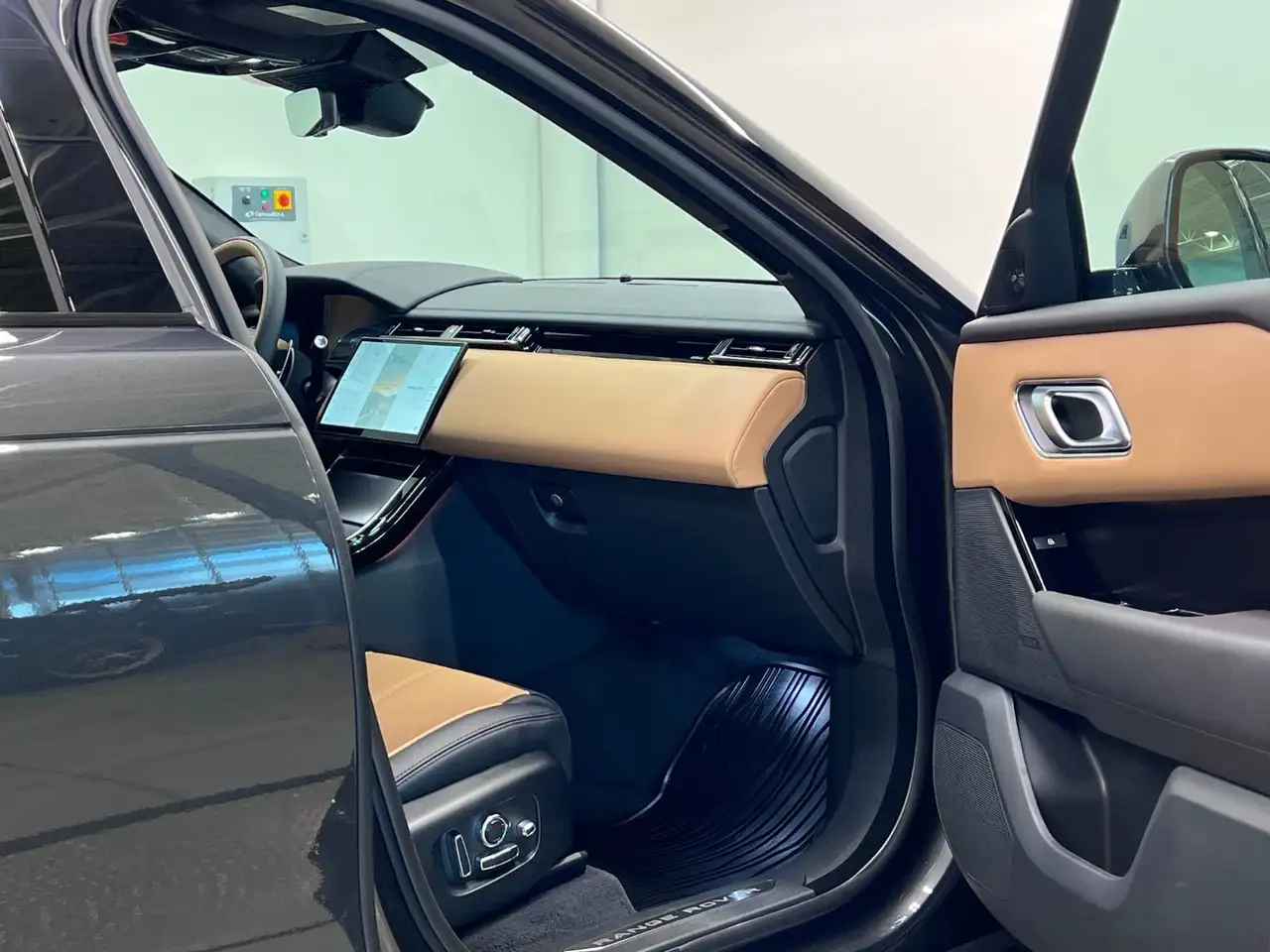 Land Rover Range Rover Velar снимка Land Rover Range Rover Velar