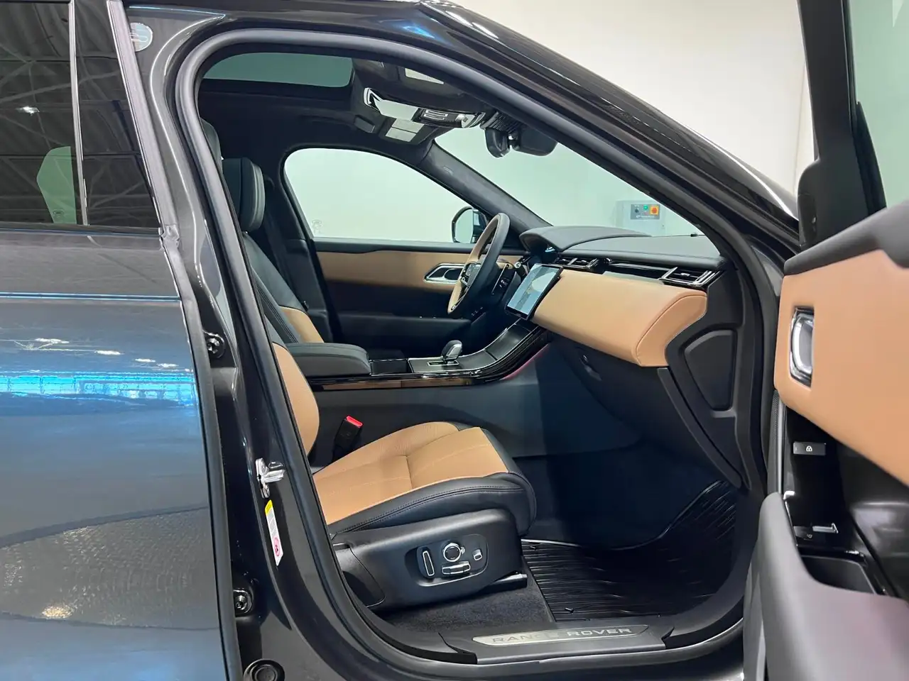 Land Rover Range Rover Velar снимка Land Rover Range Rover Velar