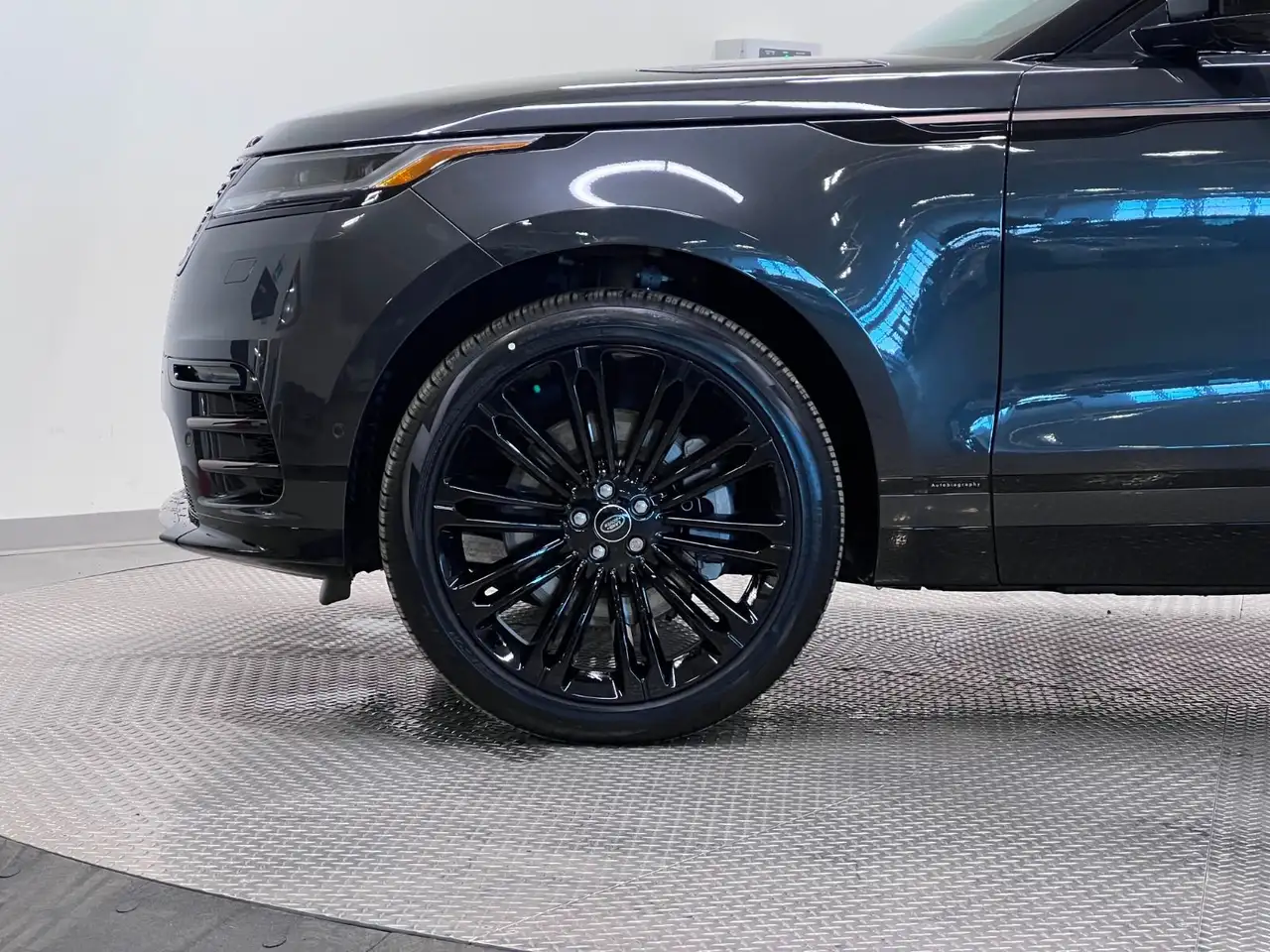 Land Rover Range Rover Velar снимка Land Rover Range Rover Velar
