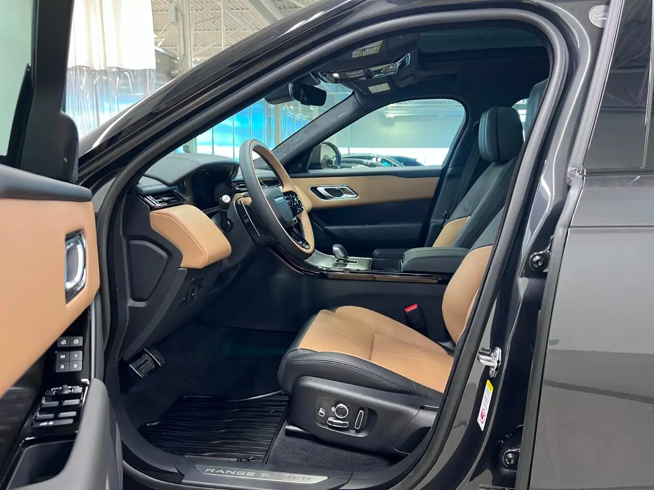 Land Rover Range Rover Velar снимка Land Rover Range Rover Velar