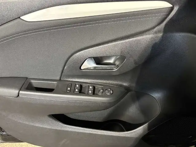 Opel Corsa view 10
