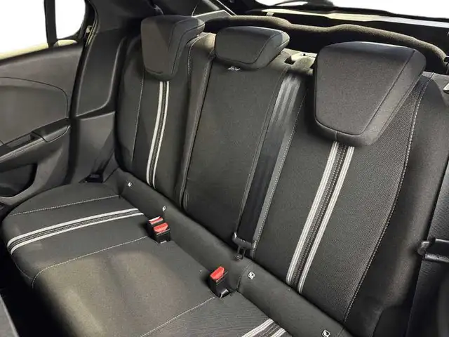Opel Corsa view 9