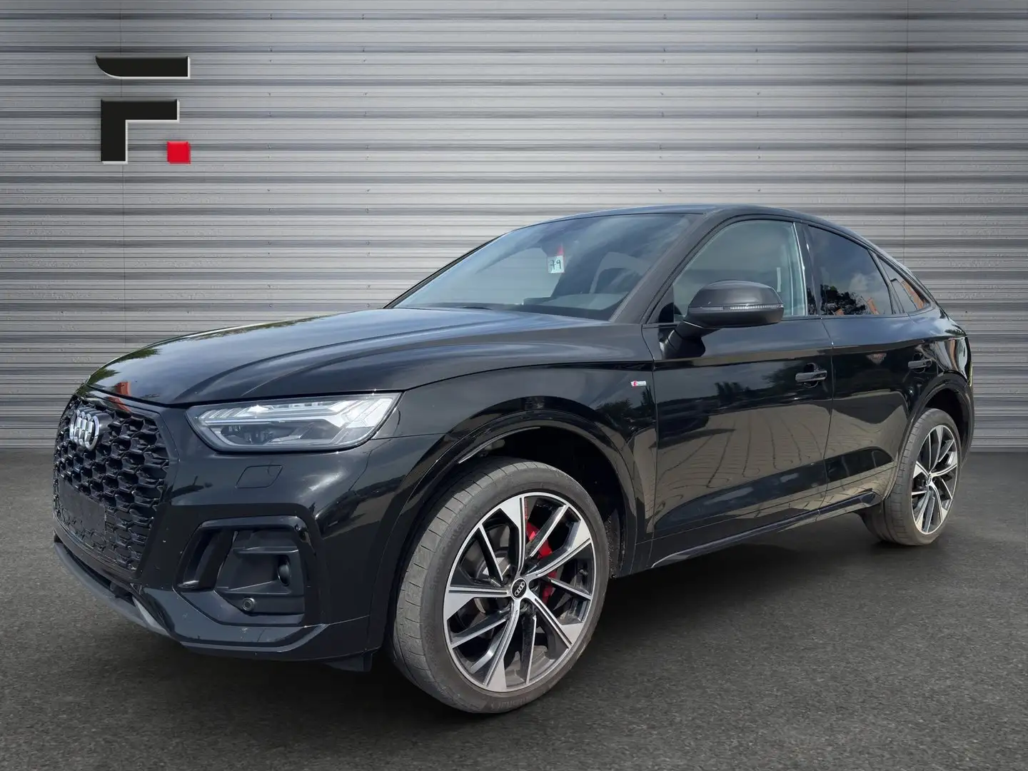 Audi Q5 40 TDI quattro S line Schwarz - 2