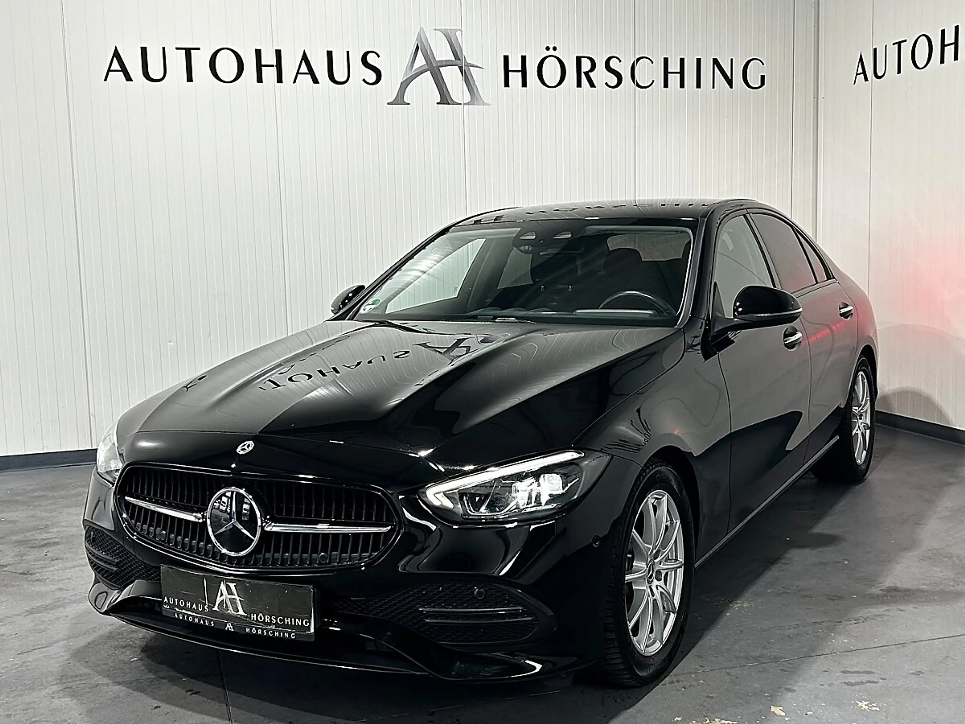 Mercedes-Benz C 180 Aut.//Lenkradheizung//Spurhalte//Totwinkel/Rück... — photo 3