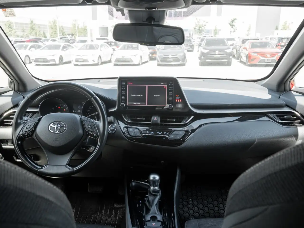 Toyota C-HR снимка Toyota C-HR