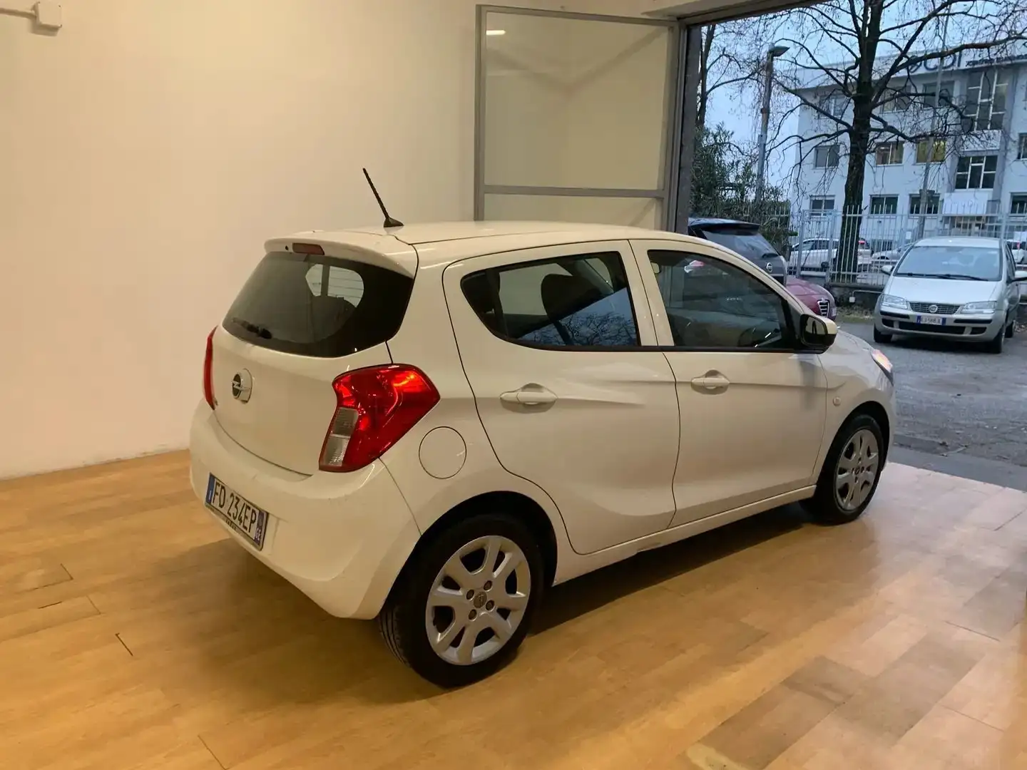 Opel Karl 1.0 75cv NEOPATENTATI Bianco - 2