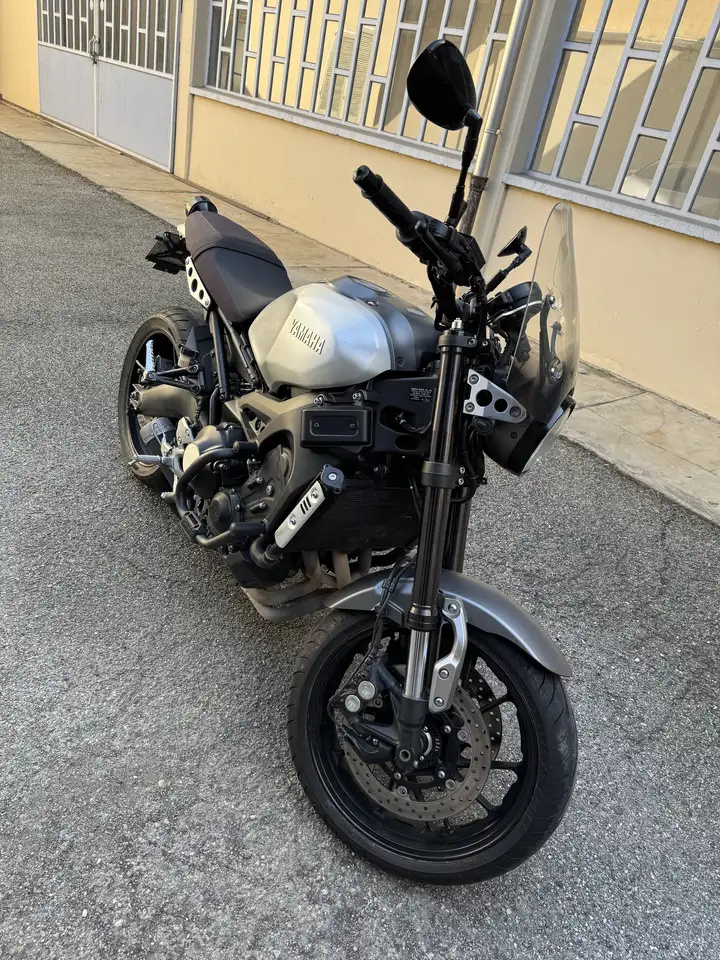 Yamaha XSR 900