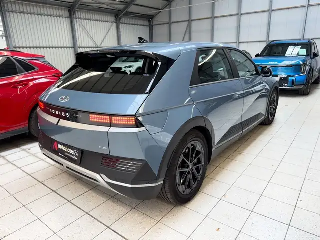 Hyundai Ioniq 5 view 5