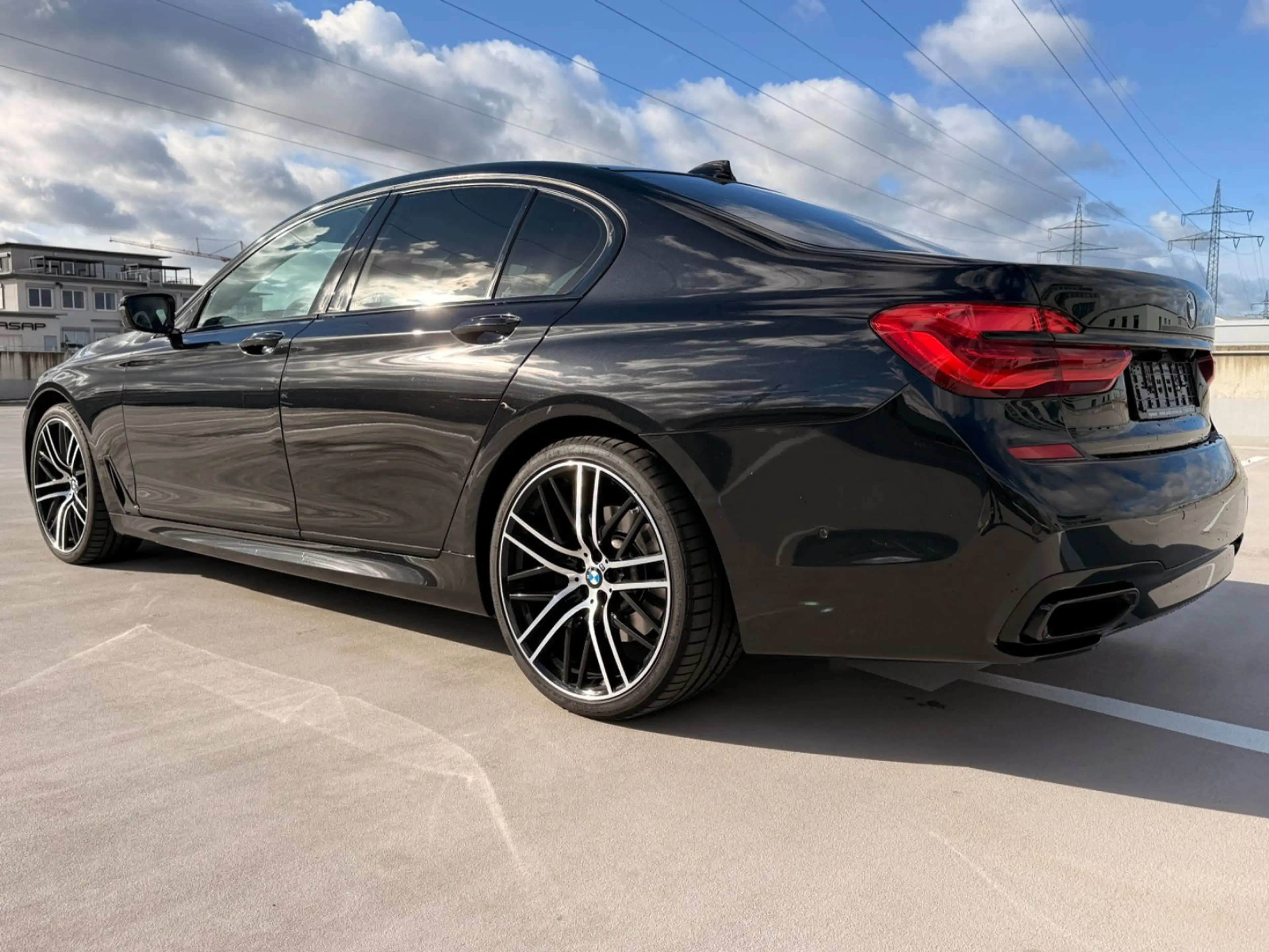 BMW 730 d xDrive M-Paket Pano ACC Massage 21 Zoll — photo 11