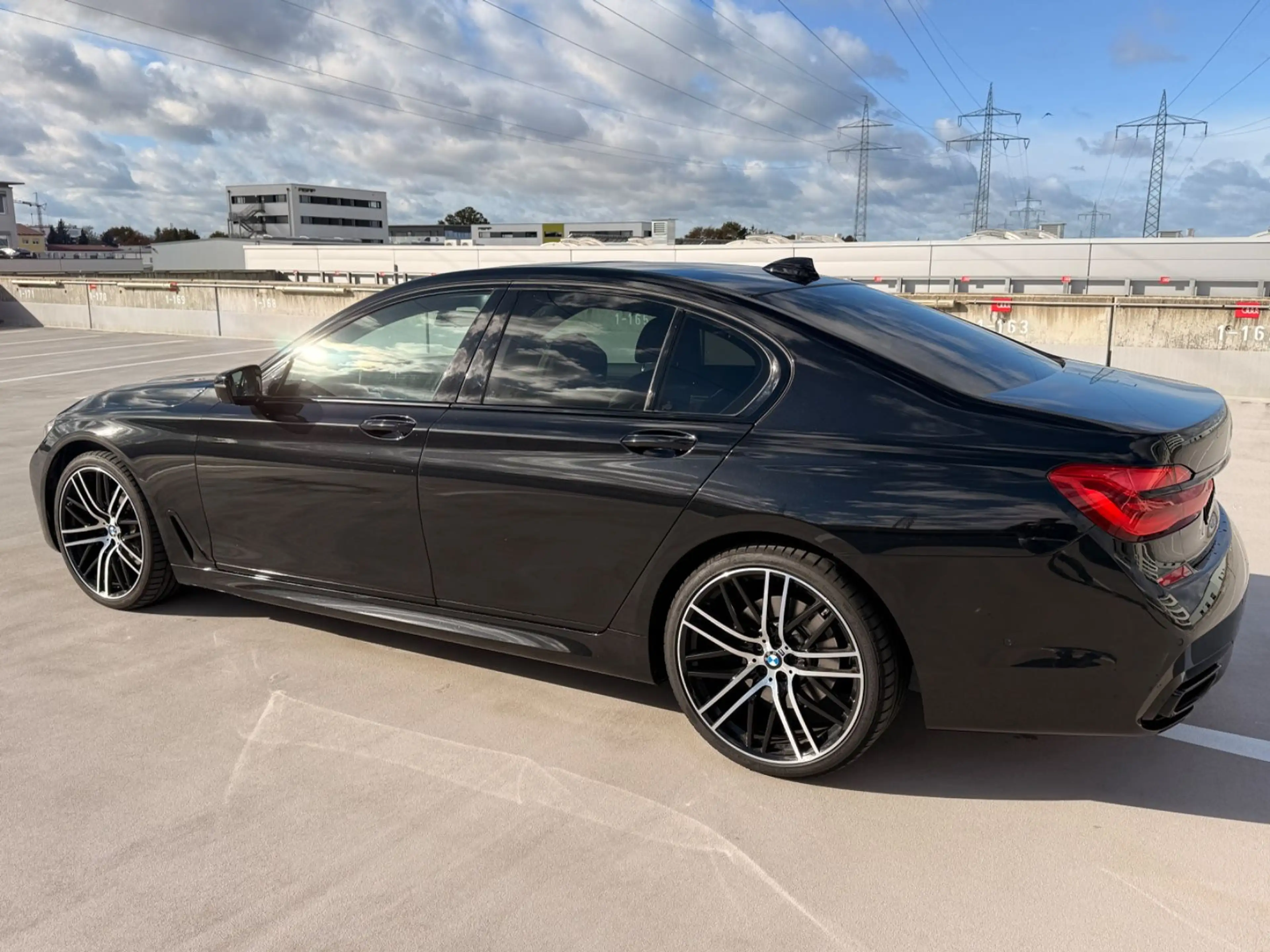 BMW 730 d xDrive M-Paket Pano ACC Massage 21 Zoll — photo 10