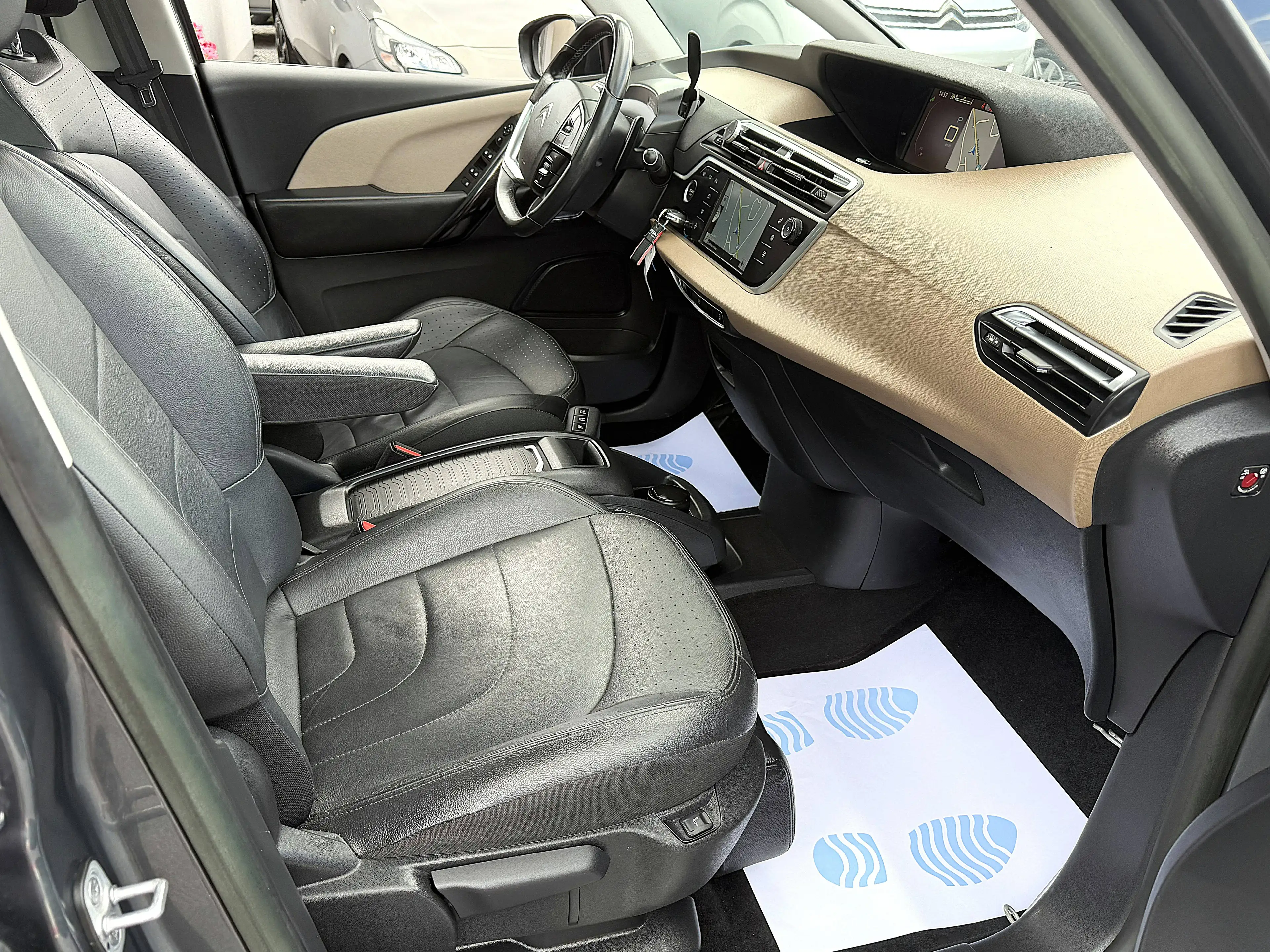 Citroen Grand C4 Picasso 2.0 Blue HDi--FULL OPTION--AUTOMATIQUE-- — photo 13