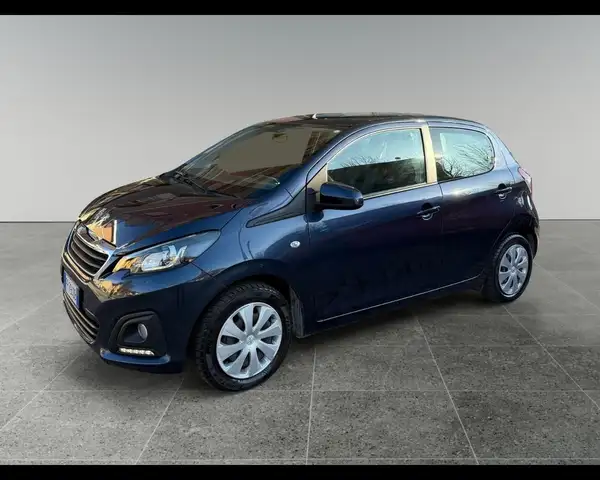 Peugeot 108 view 2