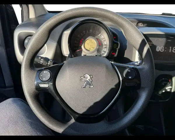 Peugeot 108 view 7