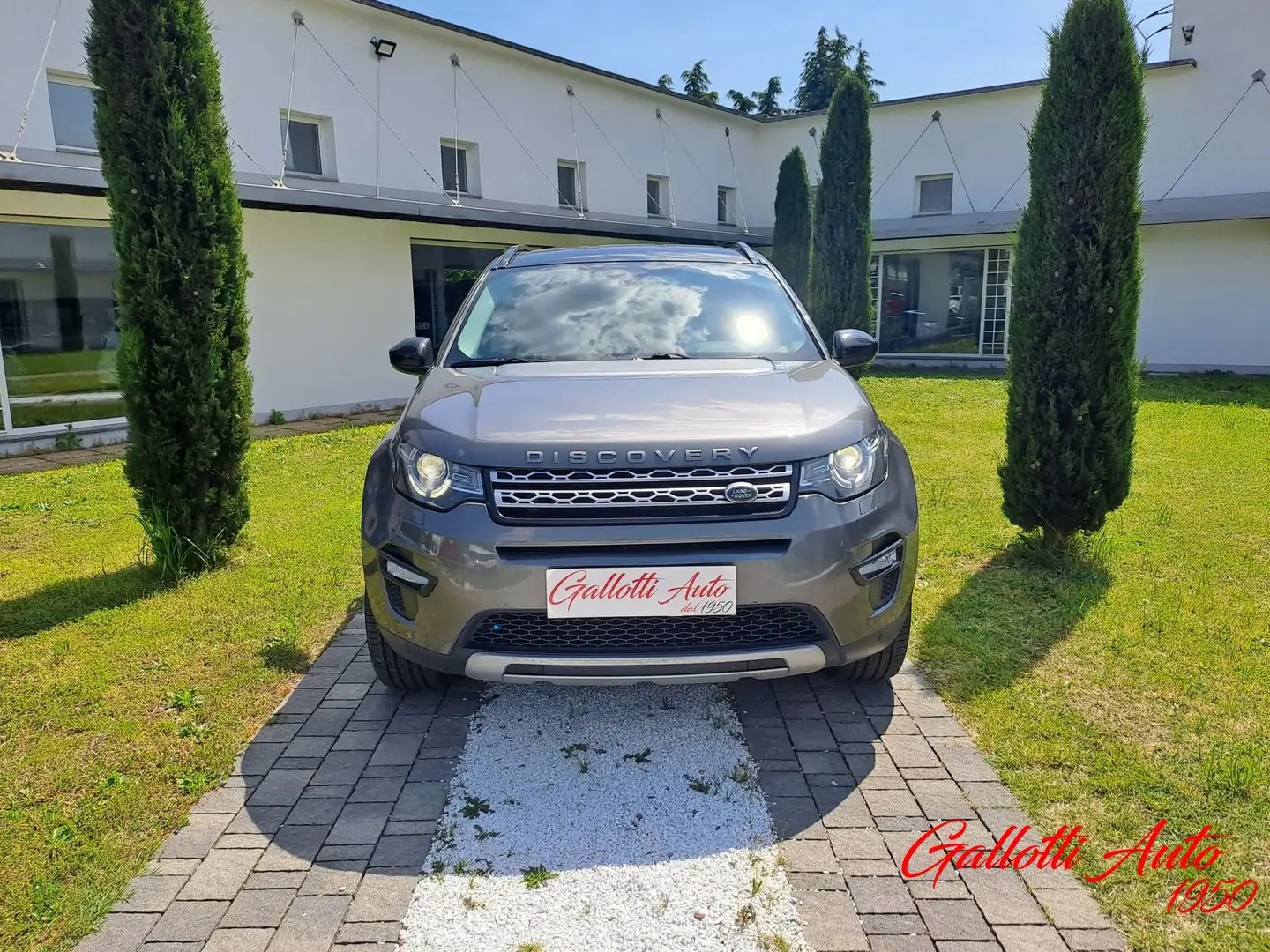 Land Rover Discovery Sport 2.0 TD4 150 CV HSE N1 Grigio - 2