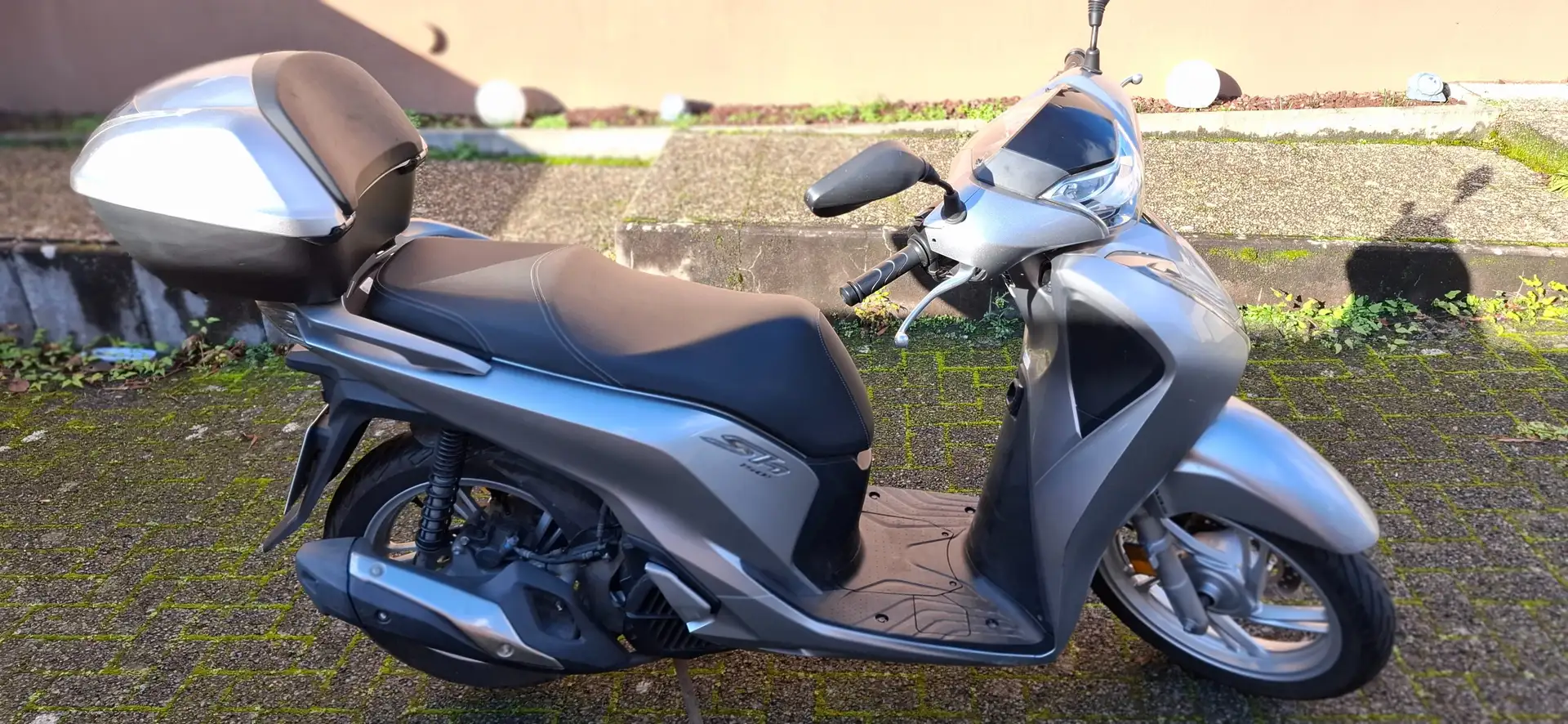 Honda SH 150i TÜV + Inspektion neu Argent - 1