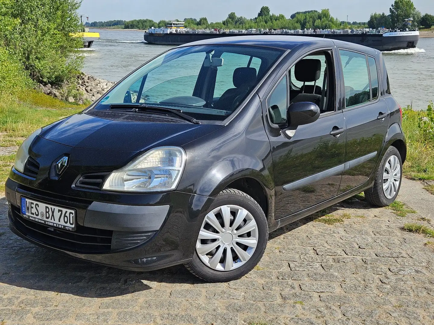 Renault Modus 1.1 Avantage 161.150 km 5-trg. 1 Vorbesitz Schwarz - 2