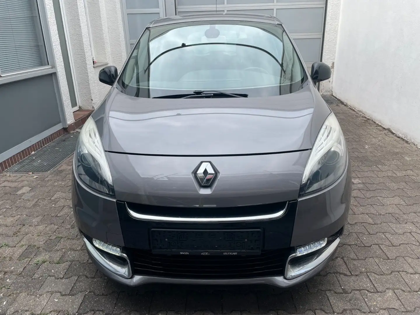 Renault Scenic III BOSE Edition*NAVI*TEMPOMAT*ERSTE HAND Grau - 2