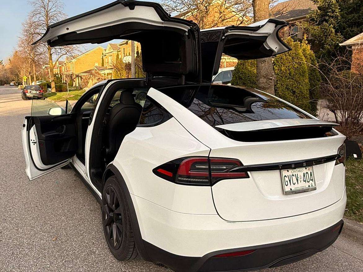 2024 Tesla Model X Long Range, Fully Loaded, Falcon Doors thumb 14