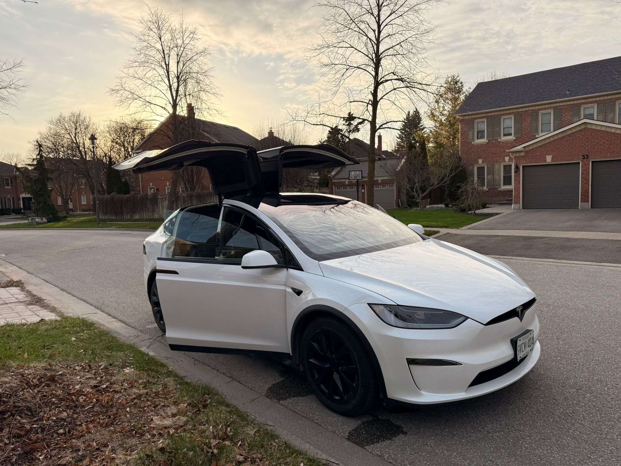 2024 Tesla Model X Long Range, Fully Loaded, Falcon Doors thumb 16