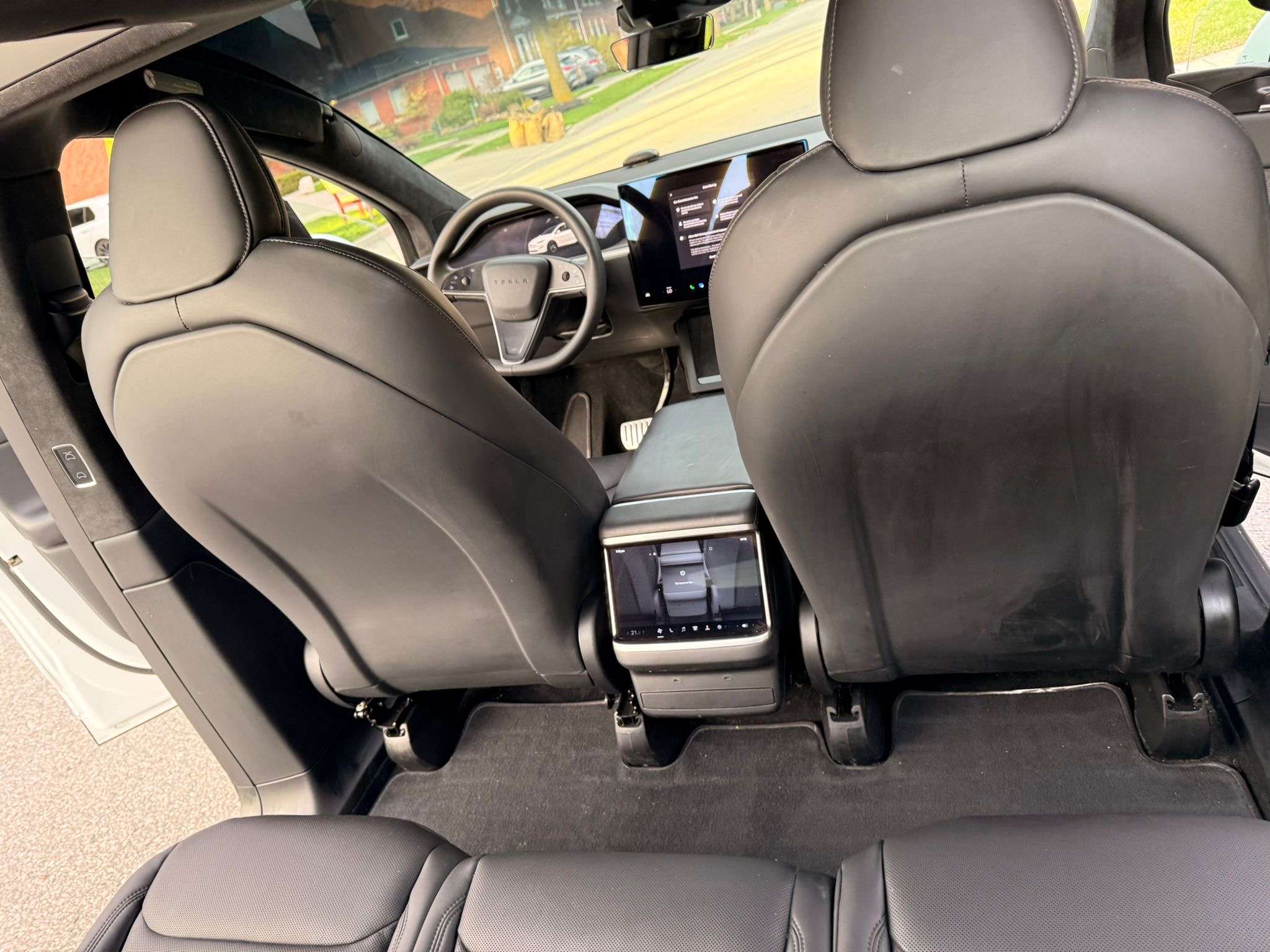 2024 Tesla Model X Long Range, Fully Loaded, Falcon Doors alt 3