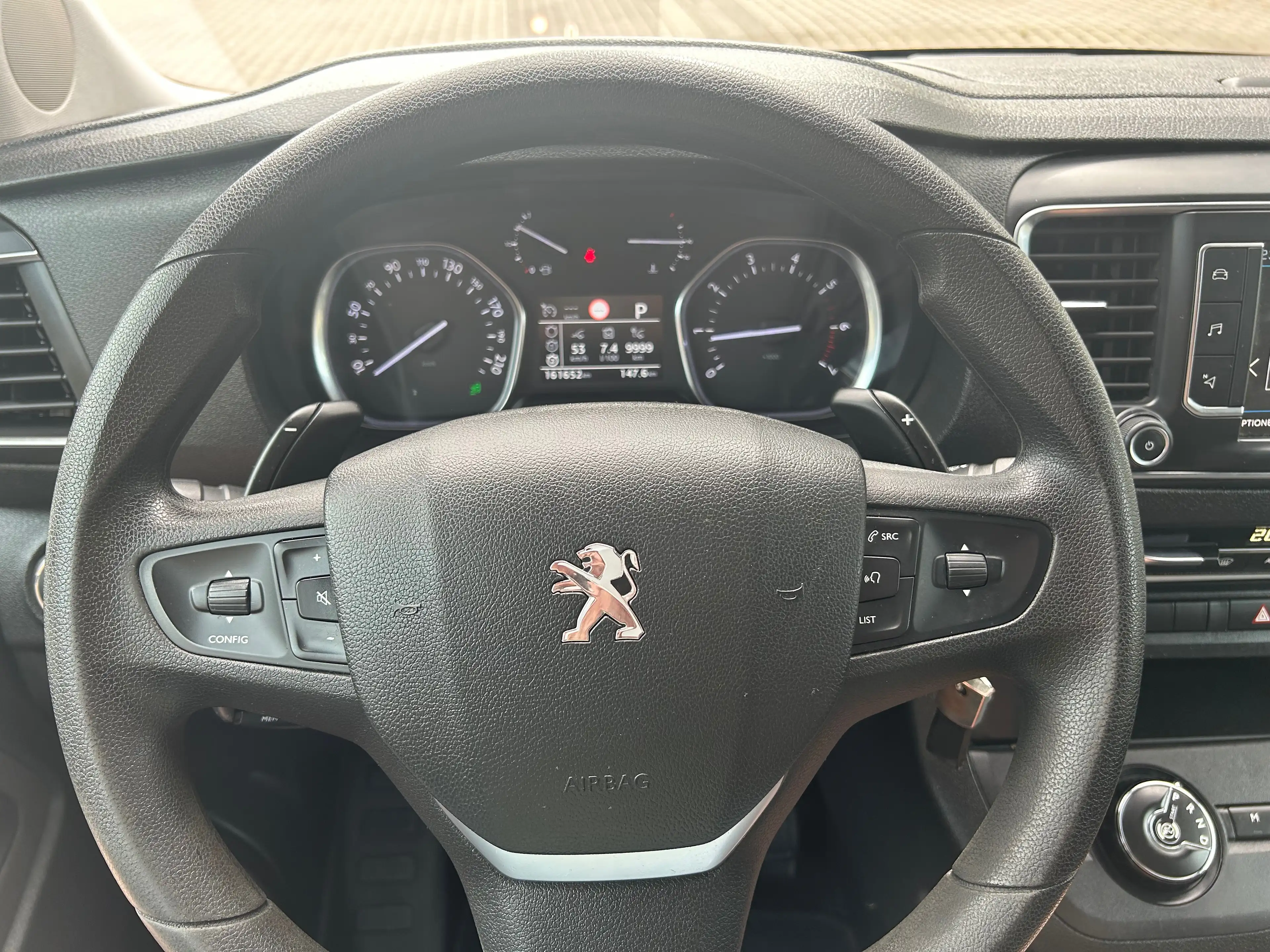 Peugeot Traveller Business L3 — photo 12
