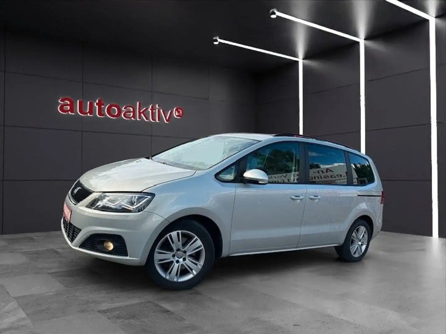 SEAT Alhambra Style/Bi Xenon/AHK/Kamera/Navi/Sitzhzg Silber - 2