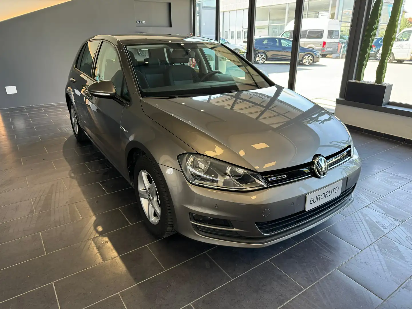 Volkswagen Golf Golf 5p 1.4 tgi Trendline Grigio - 2