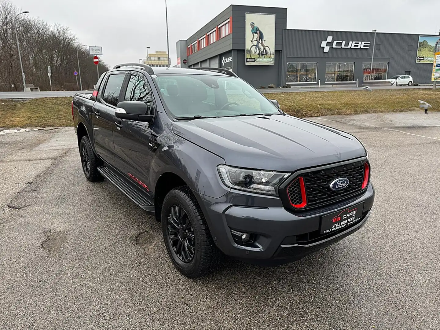 Ford Ranger Ranger Doppelkabine THUNDER 4x4 2,0 EcoBlue Aut... Grau - 2