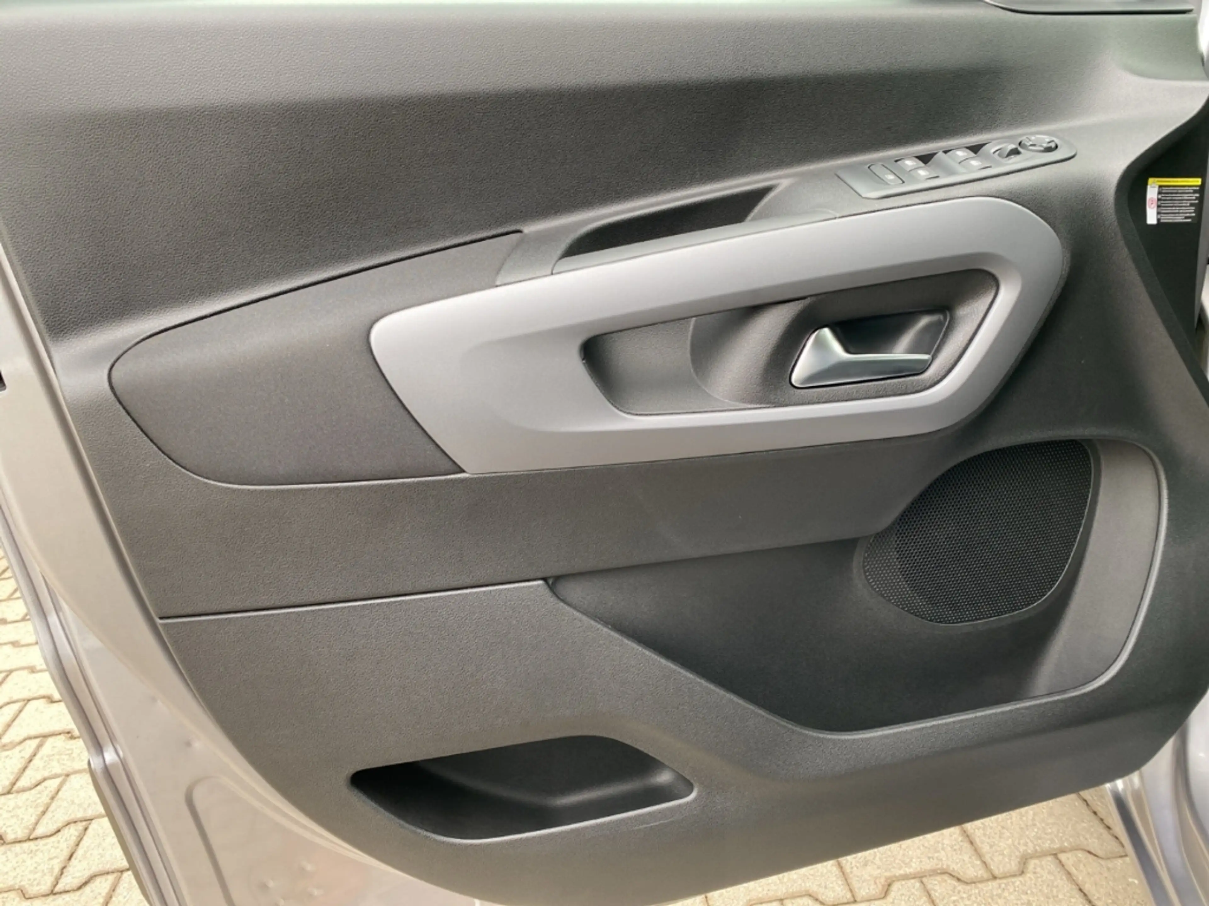 Opel Combo Life Edition 1.5 D * LED PDC SHZ LHZ LM DAB AHK — photo 13
