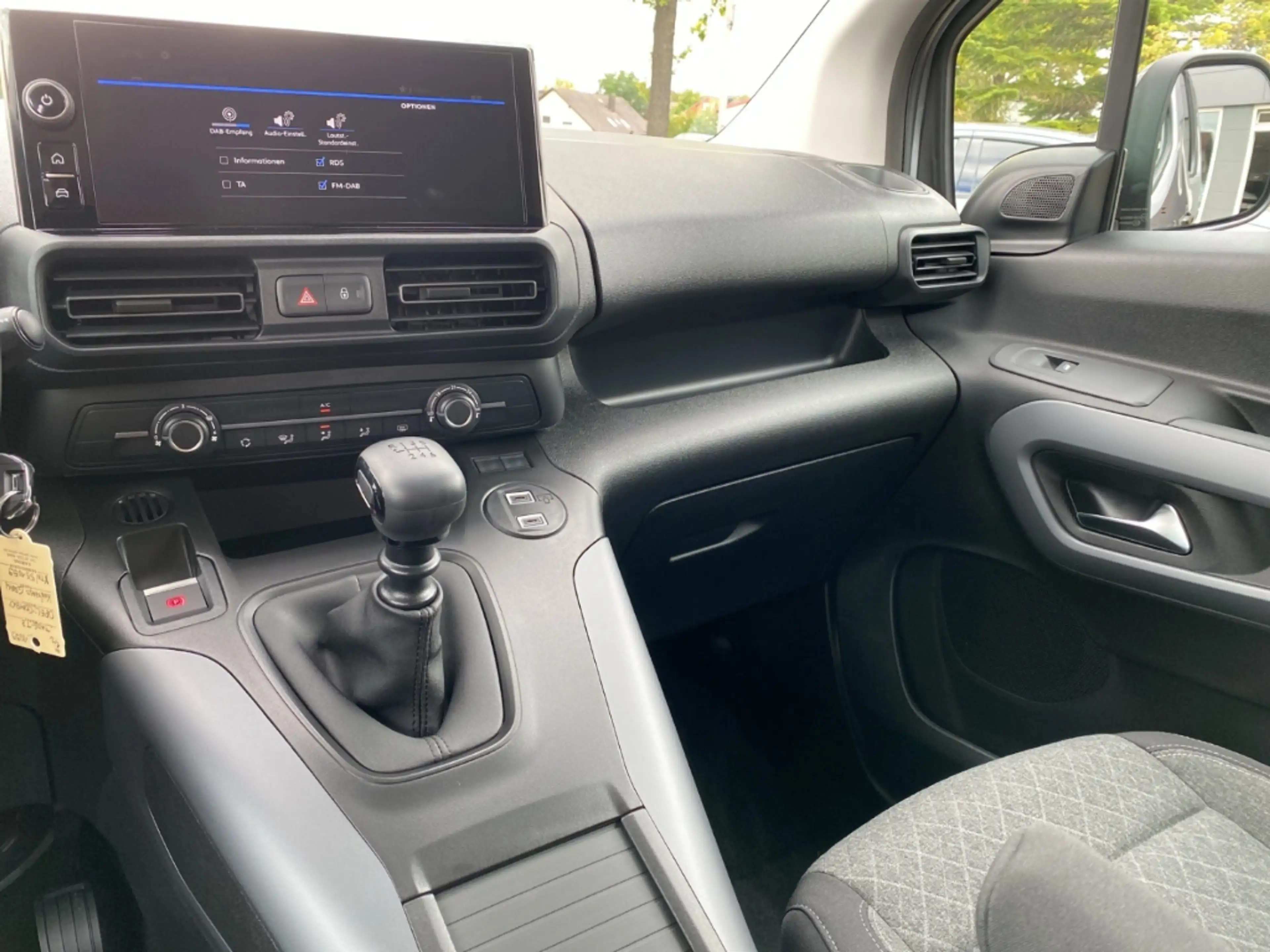 Opel Combo Life Edition 1.5 D * LED PDC SHZ LHZ LM DAB AHK — photo 10