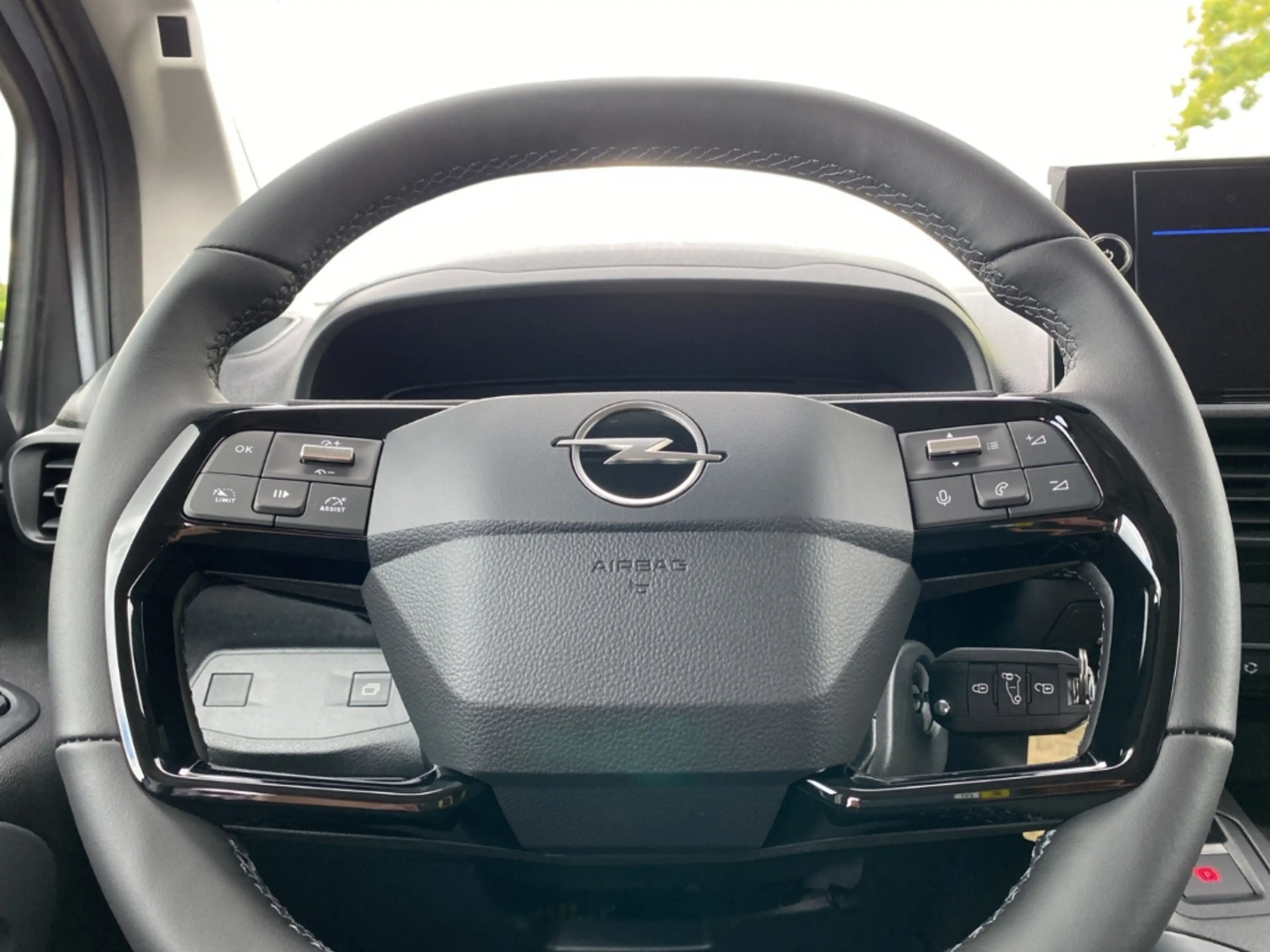 Opel Combo Life Edition 1.5 D * LED PDC SHZ LHZ LM DAB AHK — photo 12