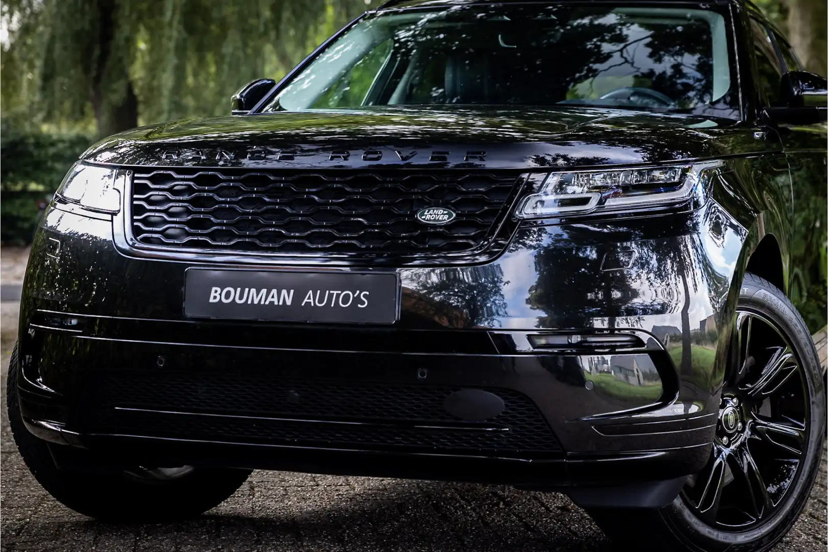 Land Rover Range Rover Velar 2.0 P400e Adaptive Cruise Meridian Panorama Leder Zwart - 2