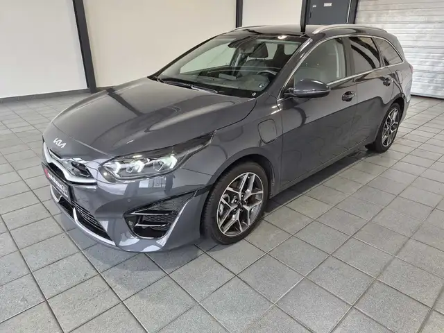 Kia Ceed view 3