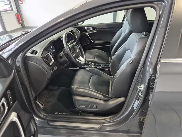 Kia Ceed view 8