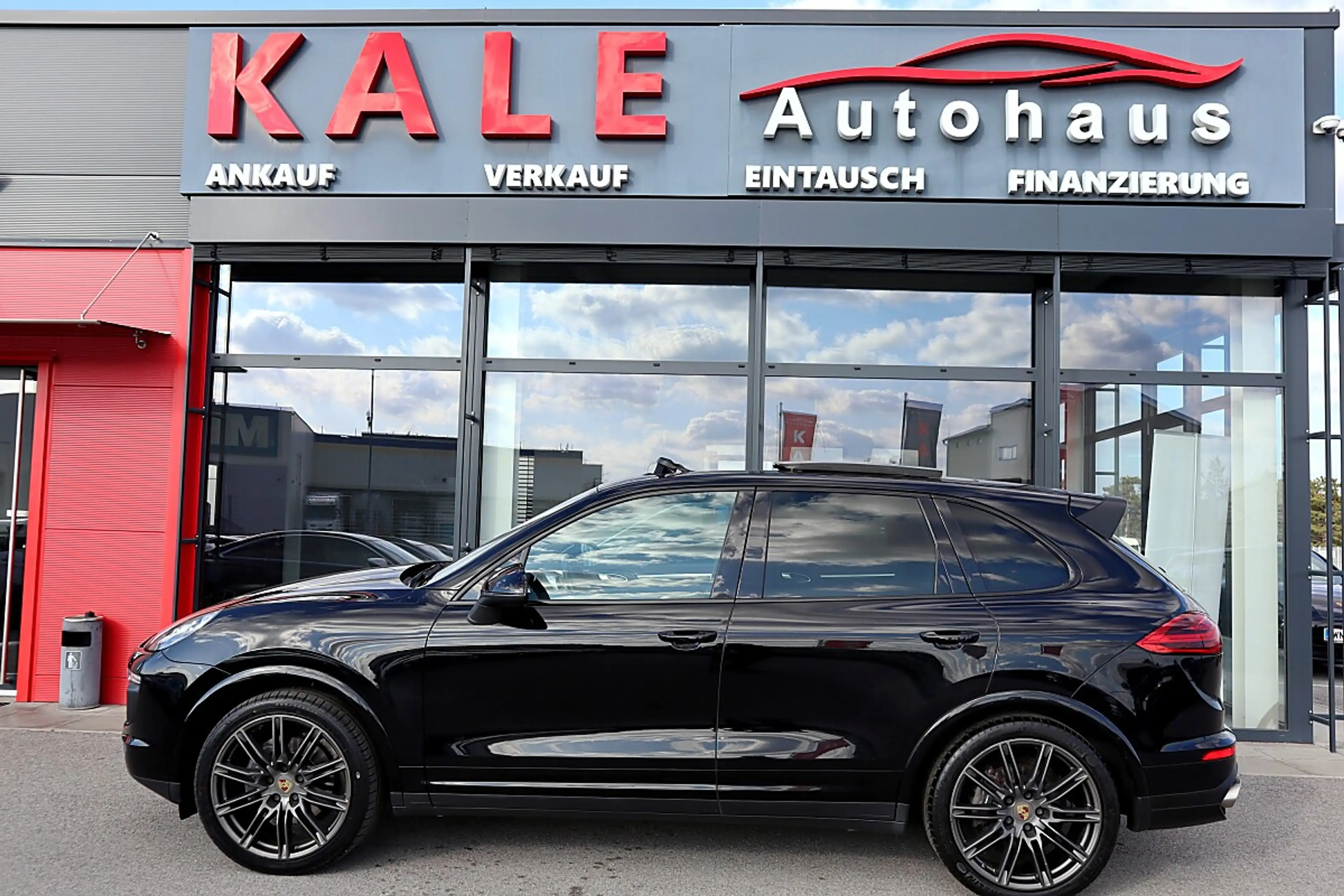 Porsche Cayenne II Platinum Edition Aut. *Panoramadach*Leder* — photo 10