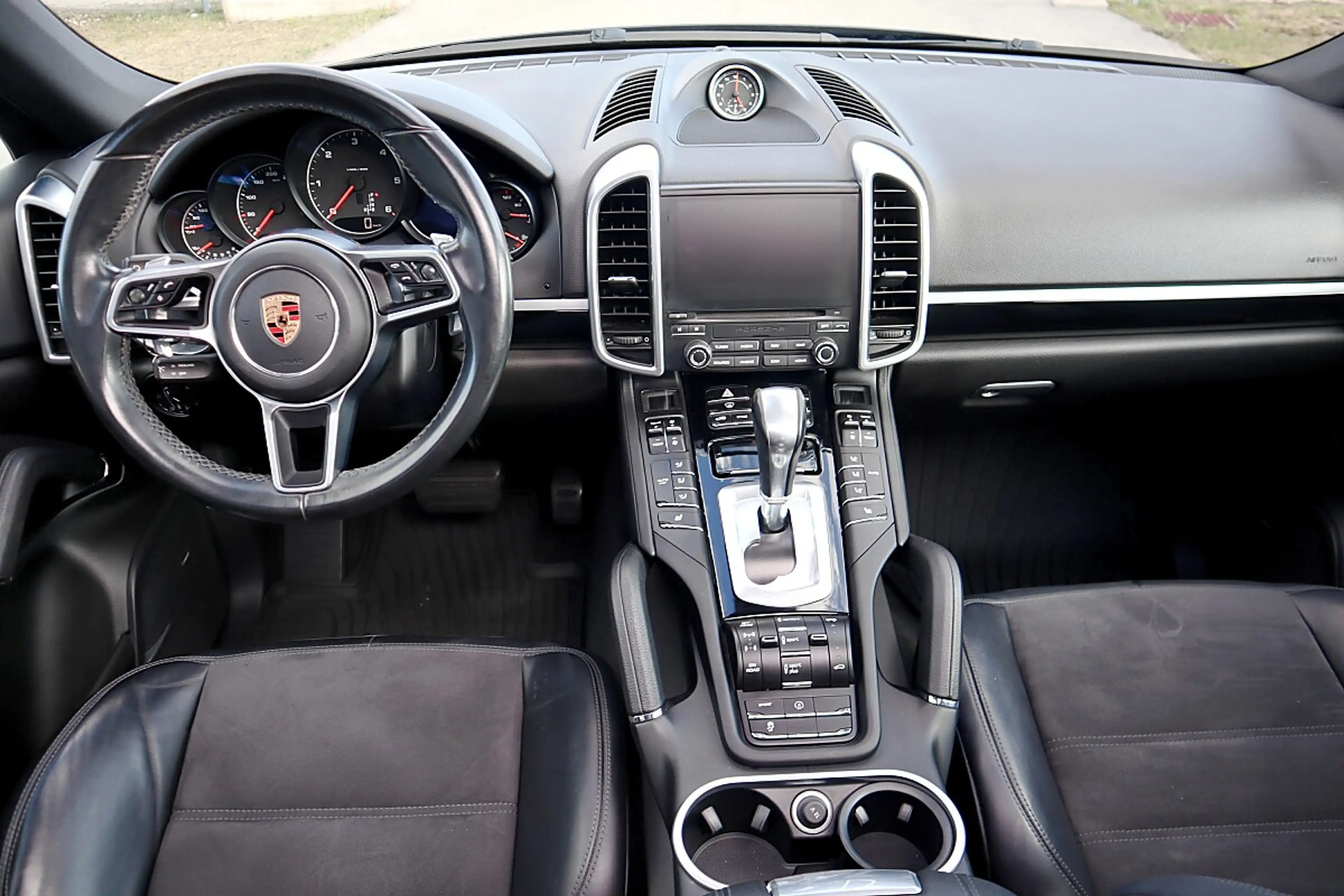 Porsche Cayenne II Platinum Edition Aut. *Panoramadach*Leder* — photo 5