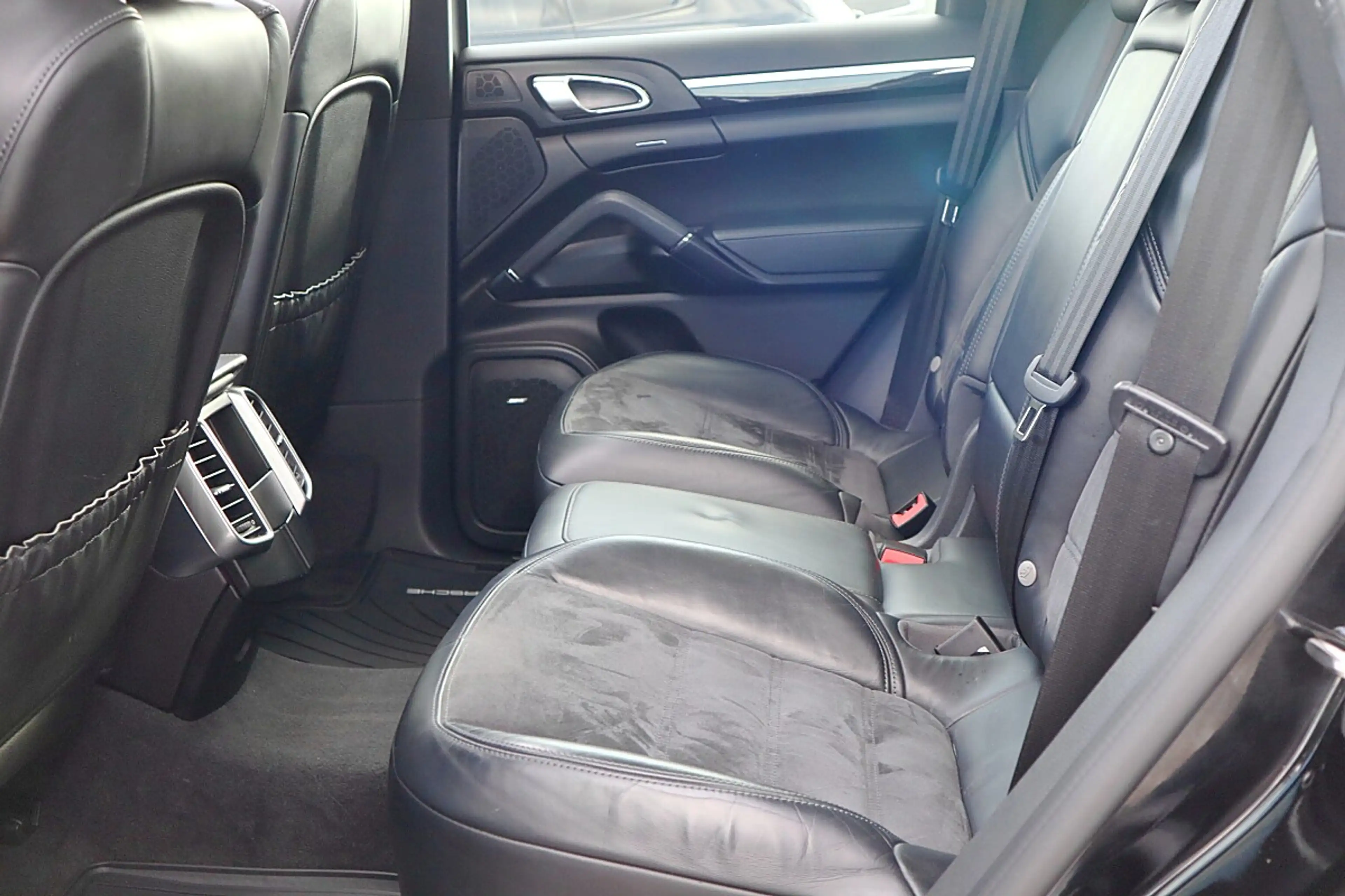 Porsche Cayenne II Platinum Edition Aut. *Panoramadach*Leder* — photo 8