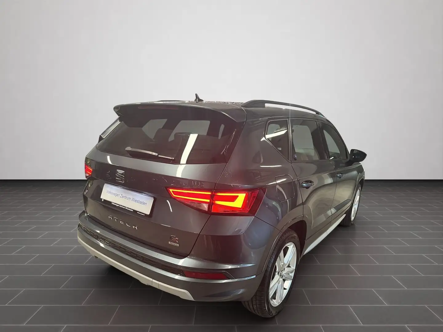 SEAT Ateca 2.0 TDI DSG FR, Navi, Sitzh., Beats, Kamer Grigio - 2