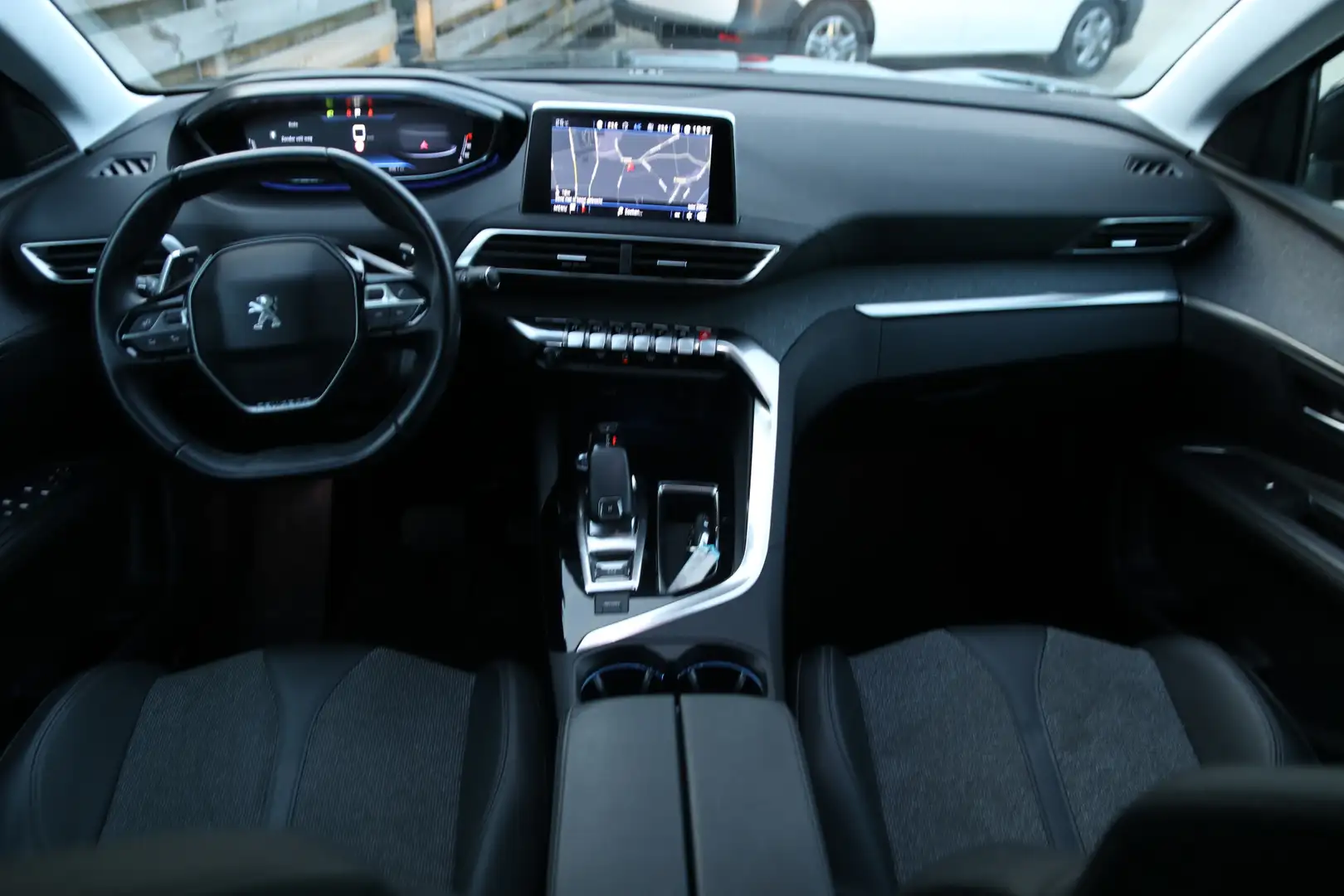 Peugeot 3008 1.2 PureTech Blue Lease Premium / Navi / Climate / Zwart - 2