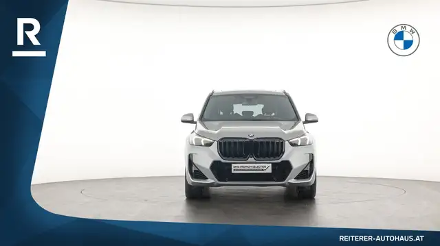 BMW X1 view 2