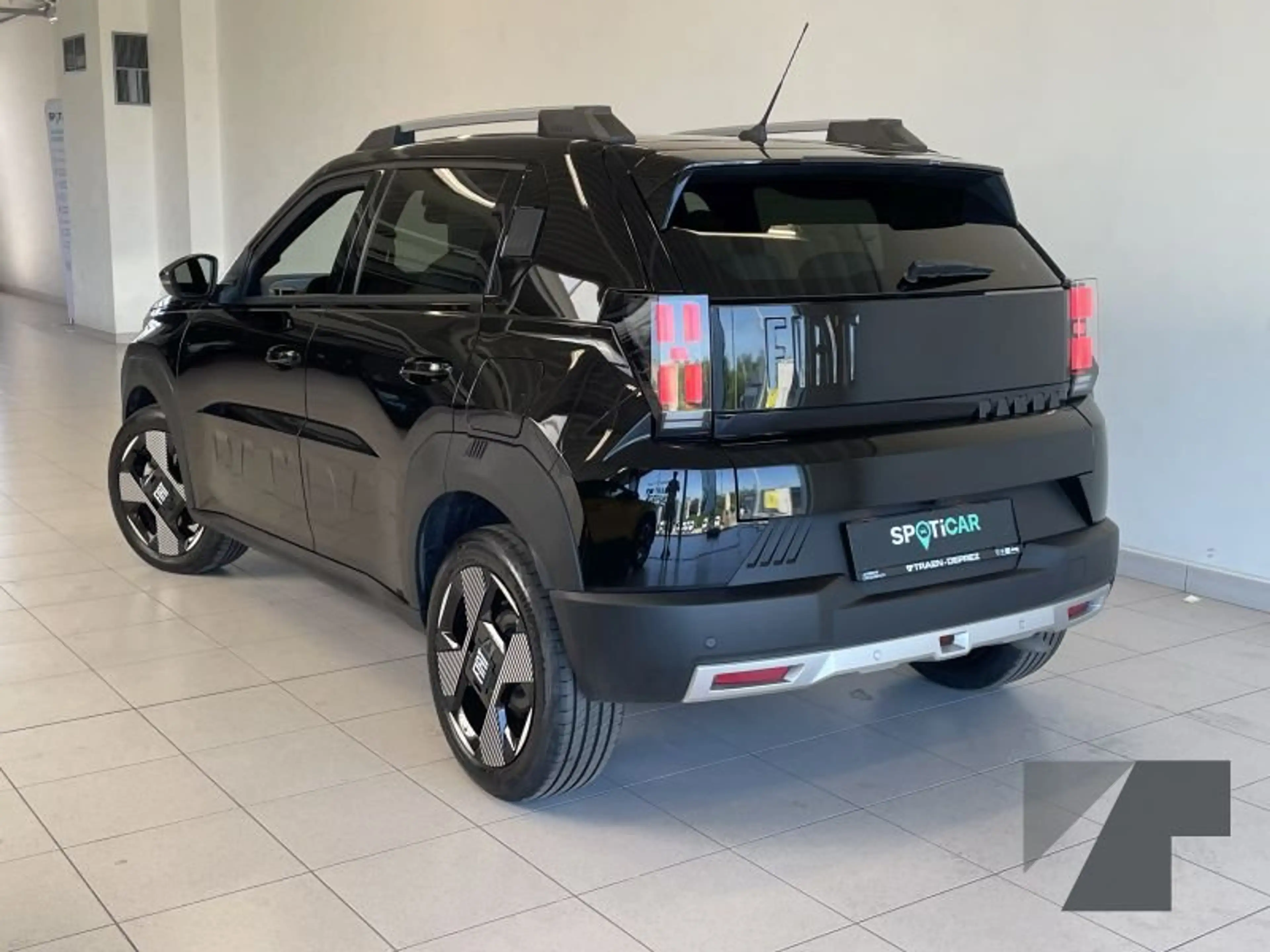 Fiat Grande Panda 1.2 Hybrid 74 kW La Prima — photo 3