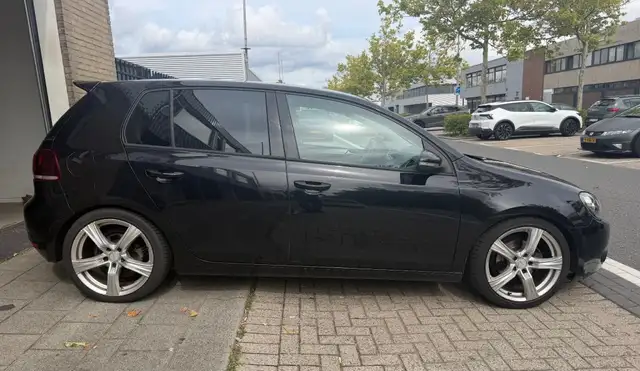 Volkswagen Golf view 13