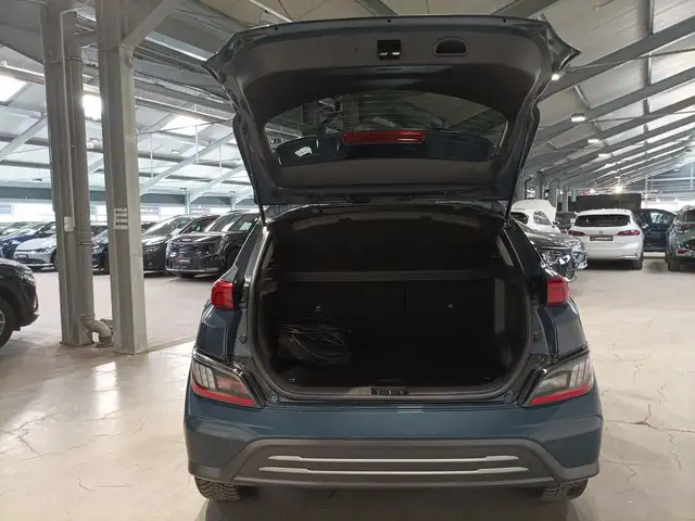 Hyundai Kona view 6