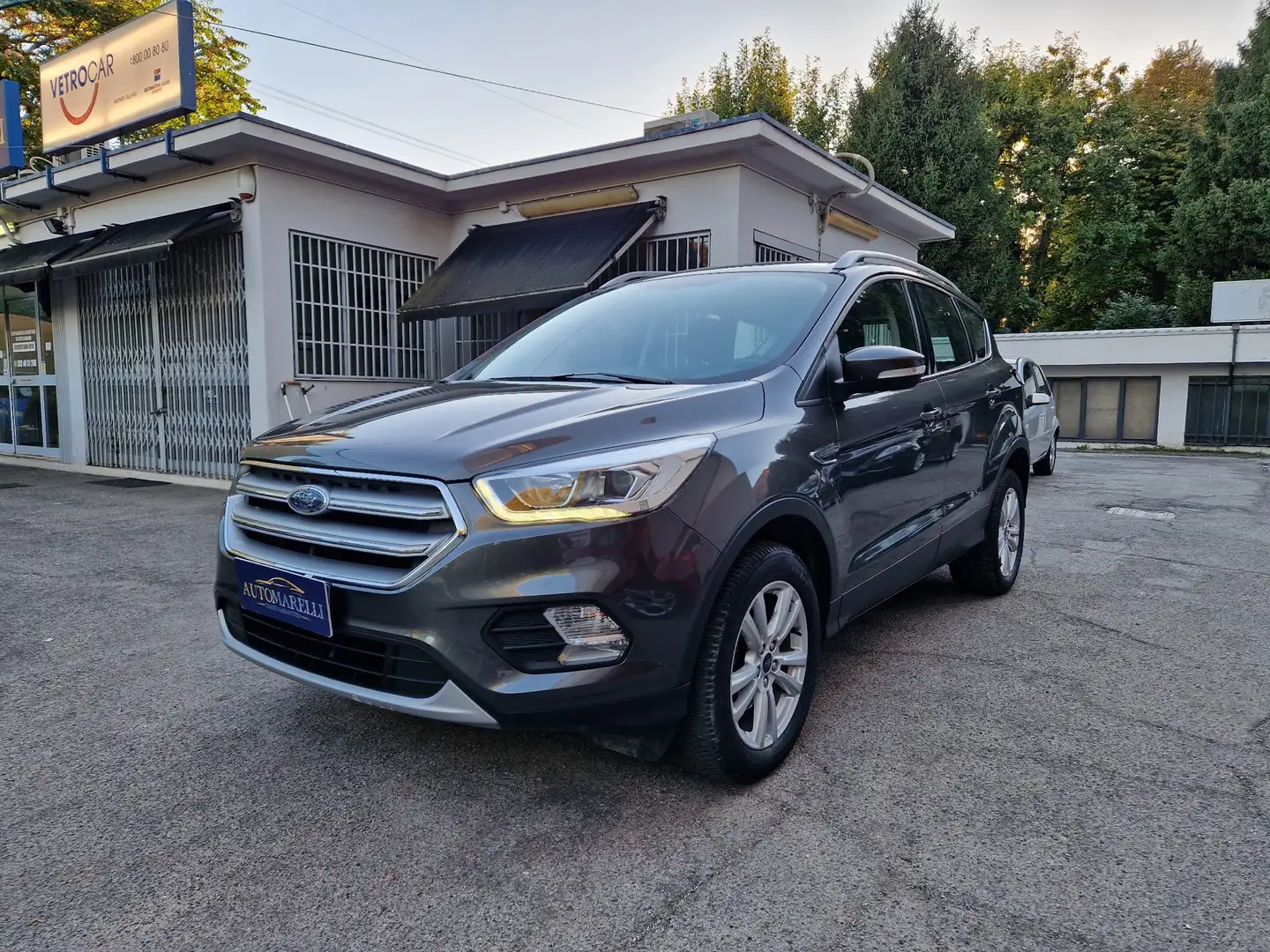 Ford Kuga 1.5 ecoboost Titanium Business s&s 2wd 120cv Grigio - 1