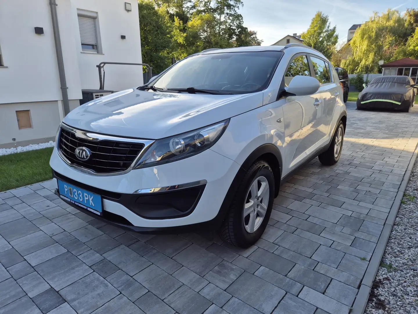 Kia Sportage Fifa Brazuca 1,7 CRDi 2WD SUV / Geländewagen Weiß - 2